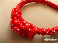 Обруч для волос (каучук, размер регулируется, красный, текстиль, бусинки-цветочки).