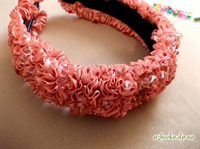 Обруч для волос (розовая пудра, текстиль, хрусталики).